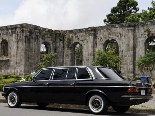 The-ruins-of-the-St.-Bartholomew-Temple-in-Cartago.-COSTA-RICA-LIMOUSINE-SERVICE-300D-MERCEDES.jpg