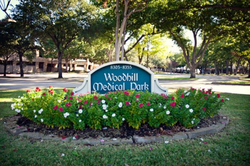 Woodhill Endodontics
8335 Walnut Hill Ln #125
Dallas, TX 75231
(214) 428-6011

https://ayikberto.com/patients/locations/northeast-dallas-tx/