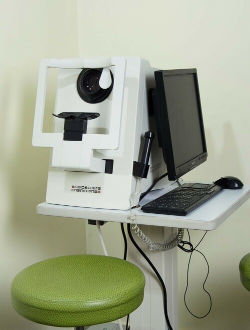 Eye-Exam-Toronto.jpg