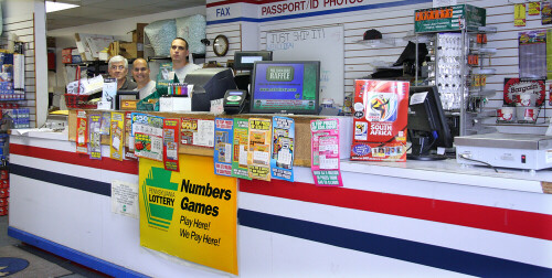 Philadelphia Mailroom
8001 Castor Avenue
Philadelphia, PA 19152
(215) 745-1100

http://www.philadelphiamailroom.com/