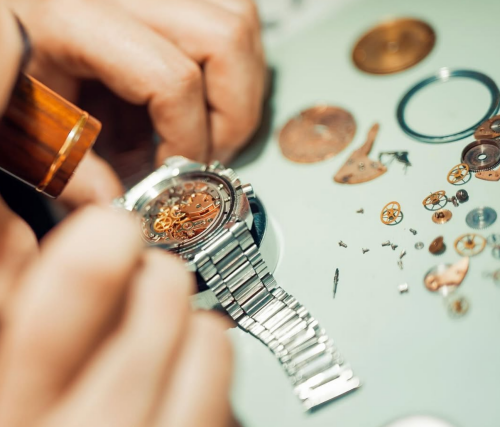 Omega-Watch-Repair-in-Miami.png
